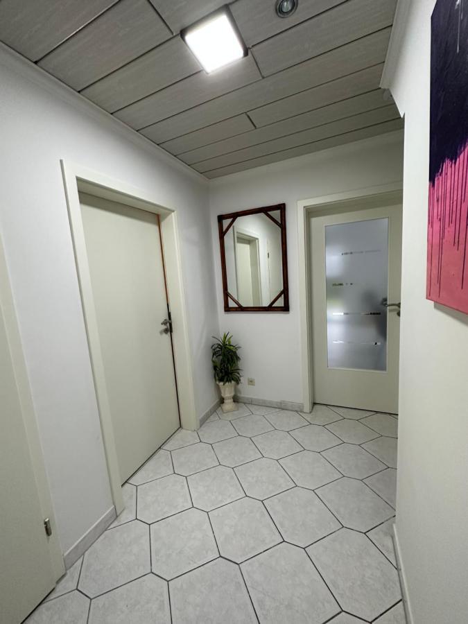 Ferienwohnung Am Hafen Ruestersiel Вилхелмсхафен Екстериор снимка