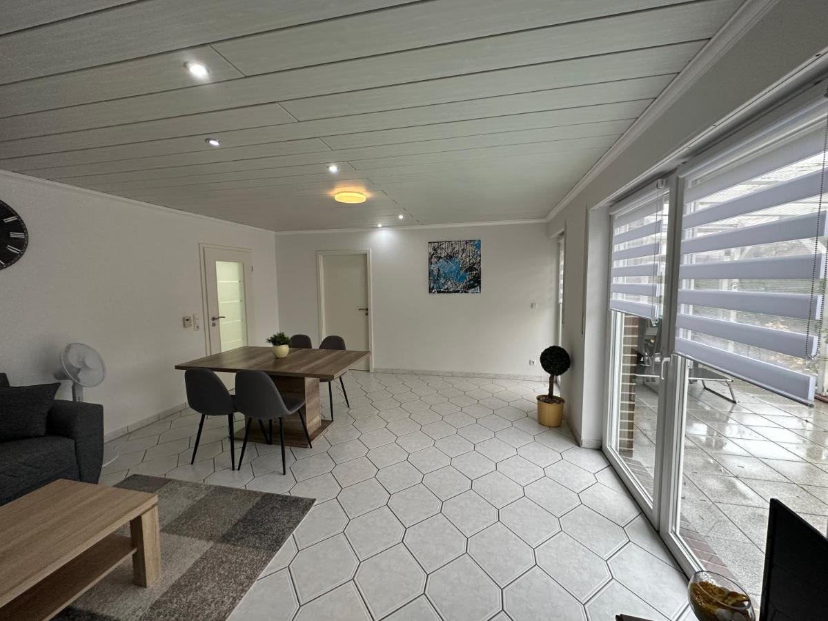 Ferienwohnung Am Hafen Ruestersiel Вилхелмсхафен Екстериор снимка
